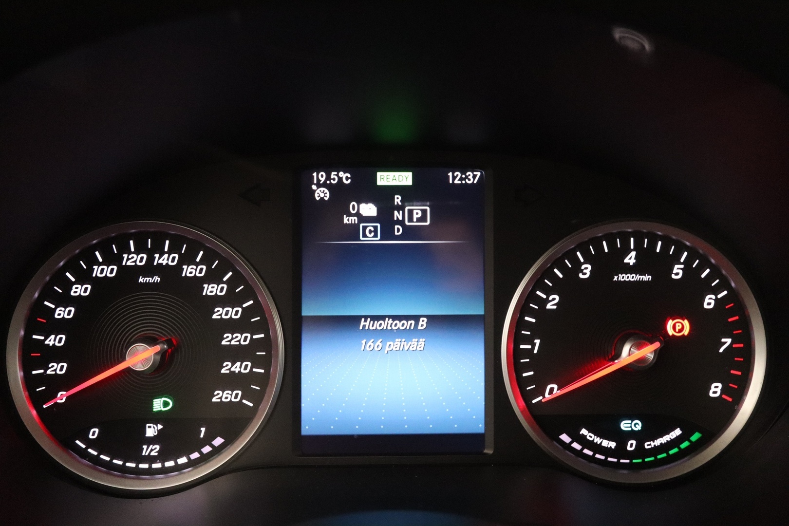 MERCEDES-BENZ GLC 2020