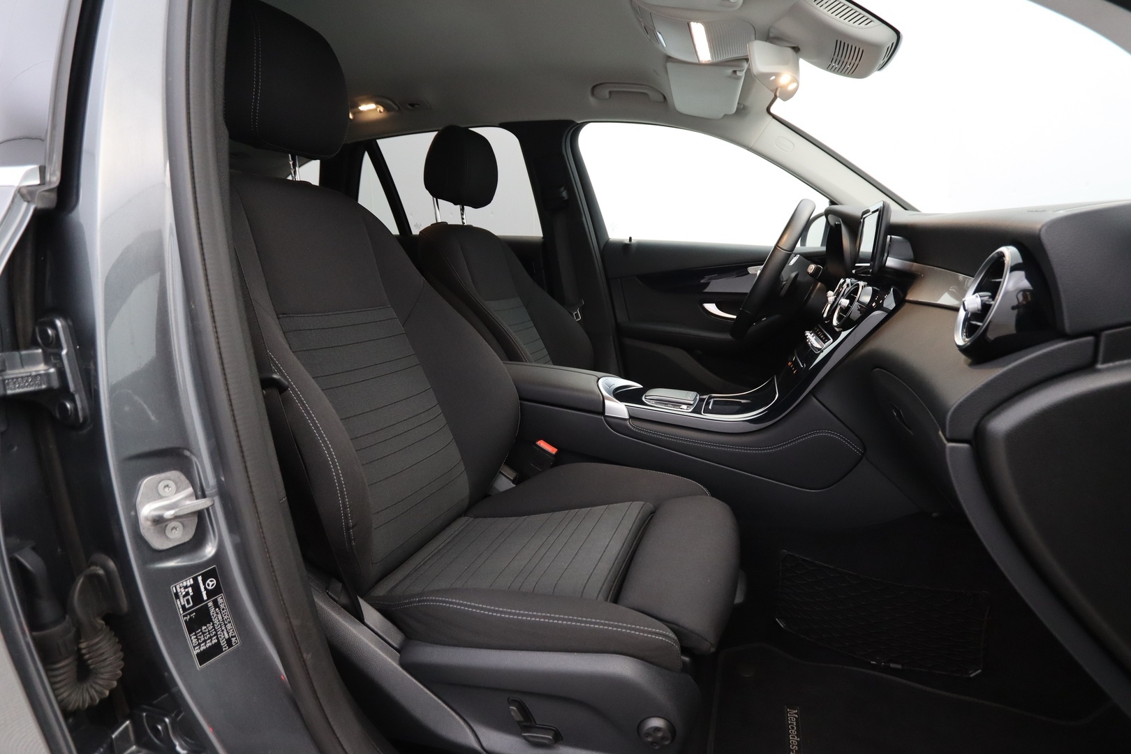 MERCEDES-BENZ GLC 2020