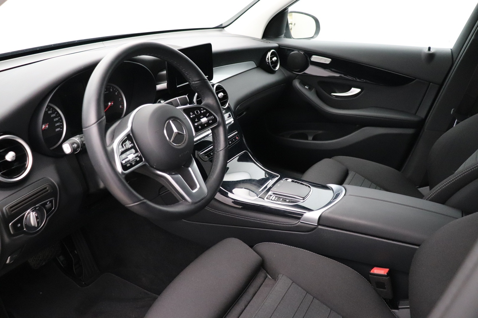 MERCEDES-BENZ GLC 2020