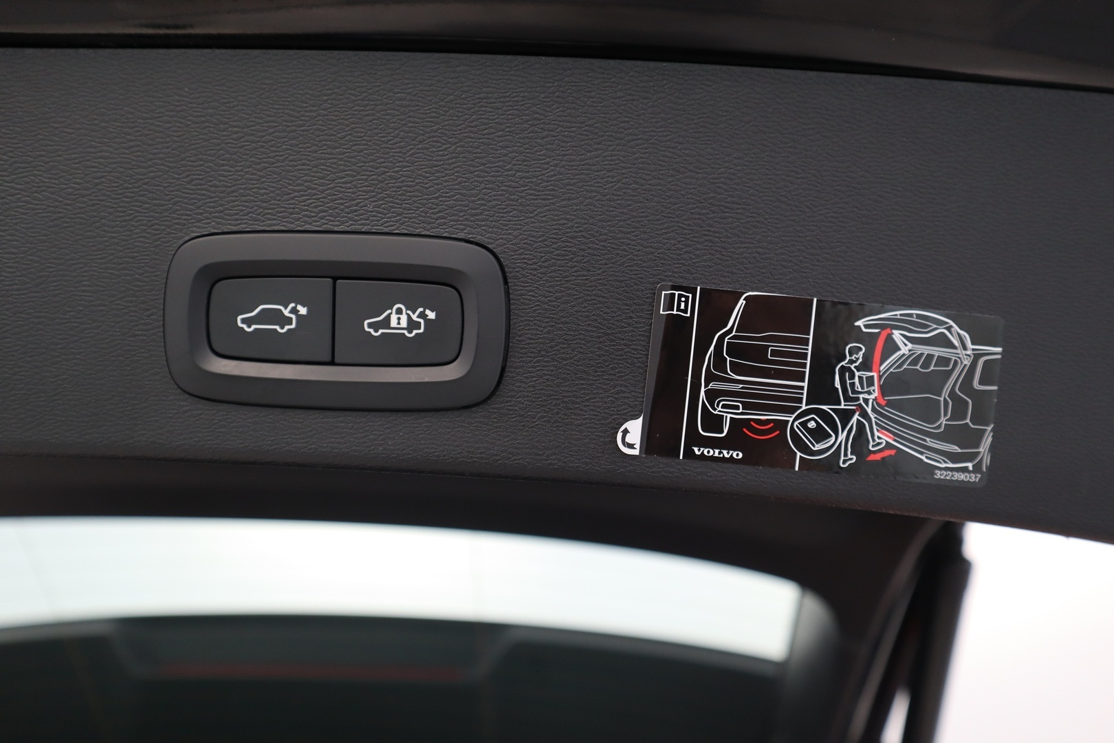 VOLVO XC40 2021