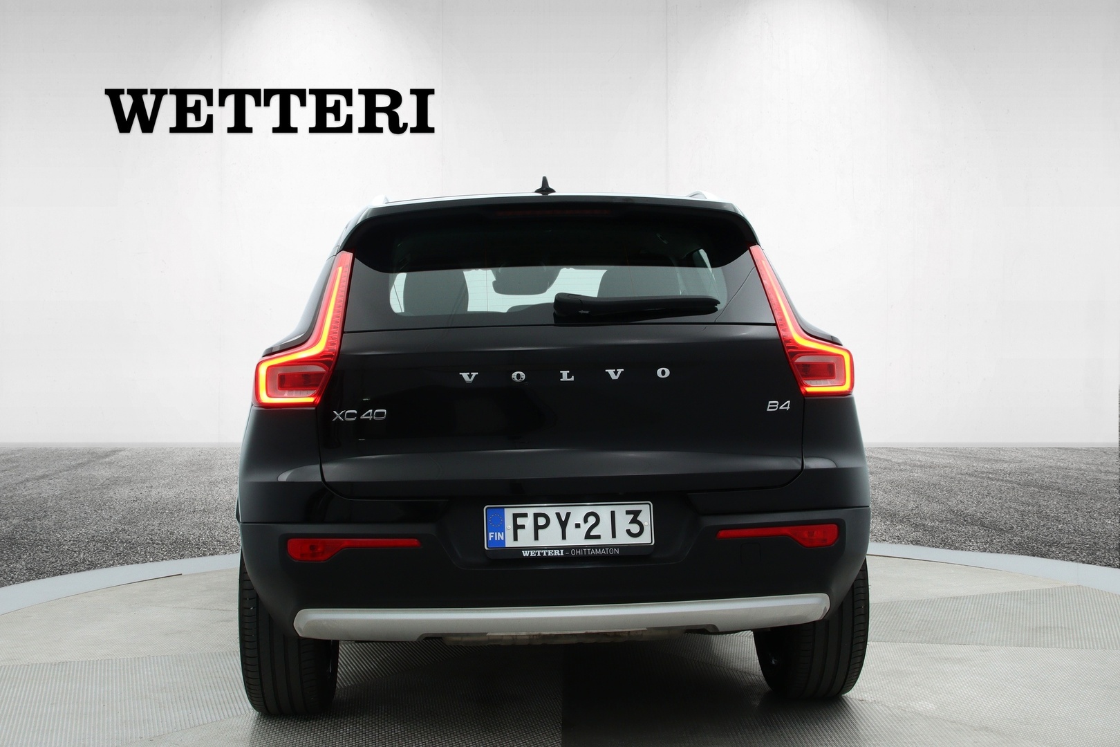 VOLVO XC40 2021