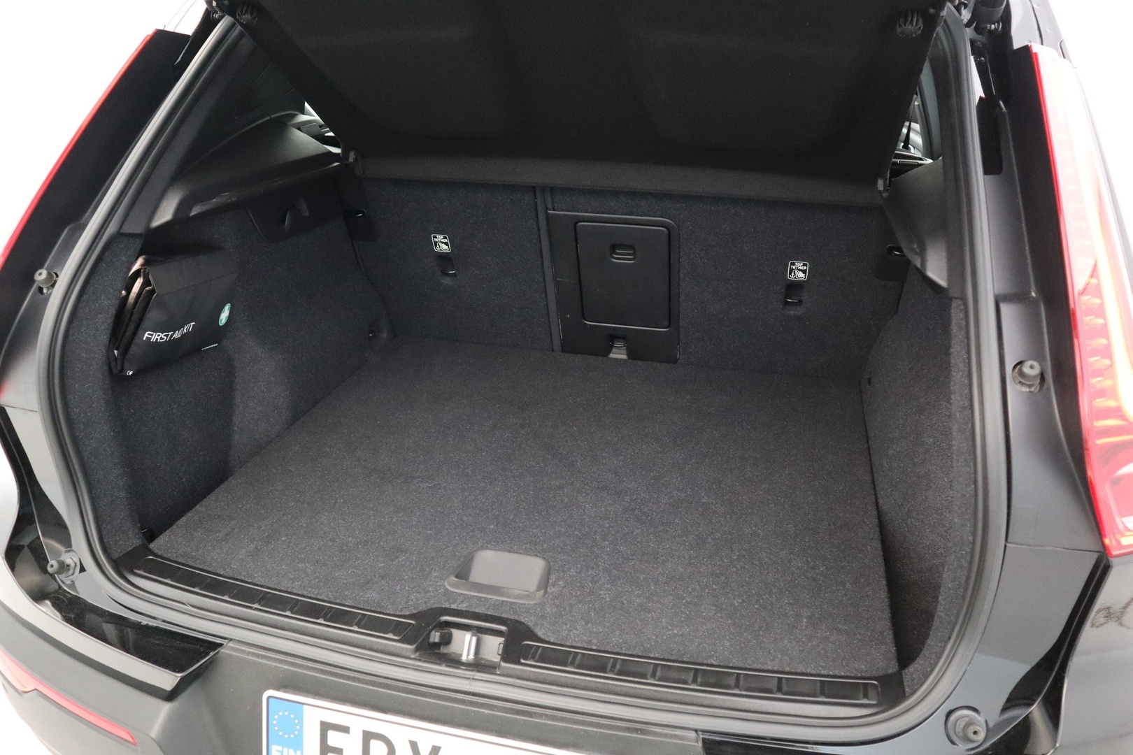 VOLVO XC40 2021