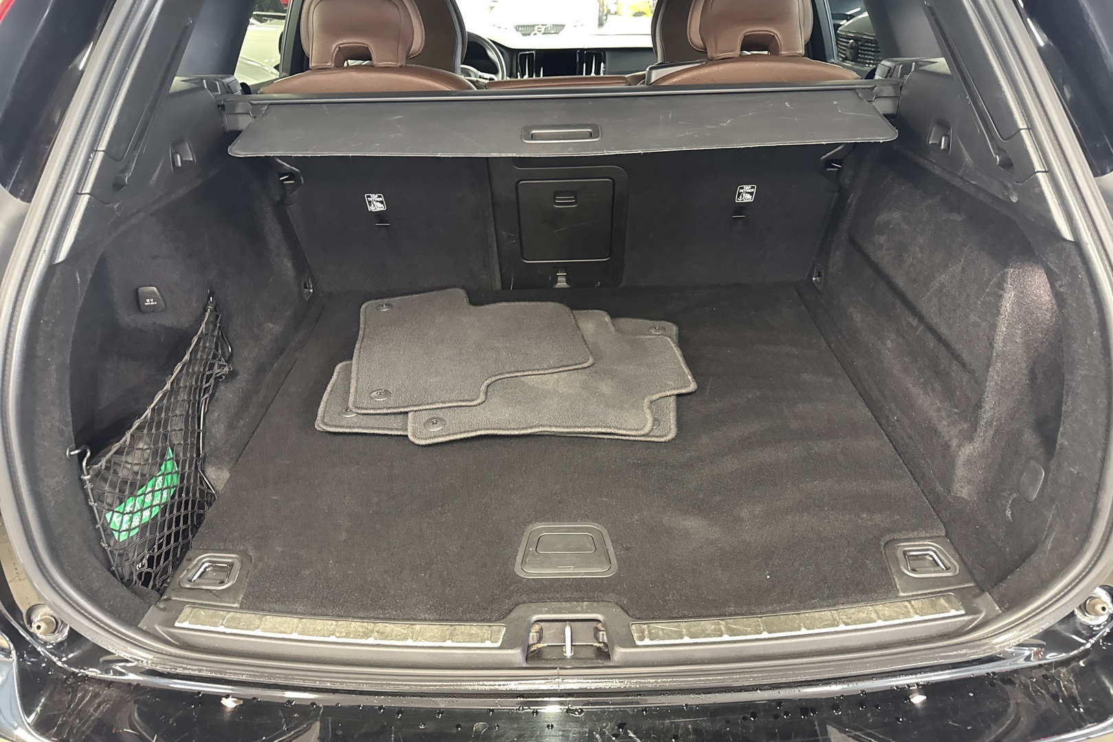 VOLVO XC60 2021