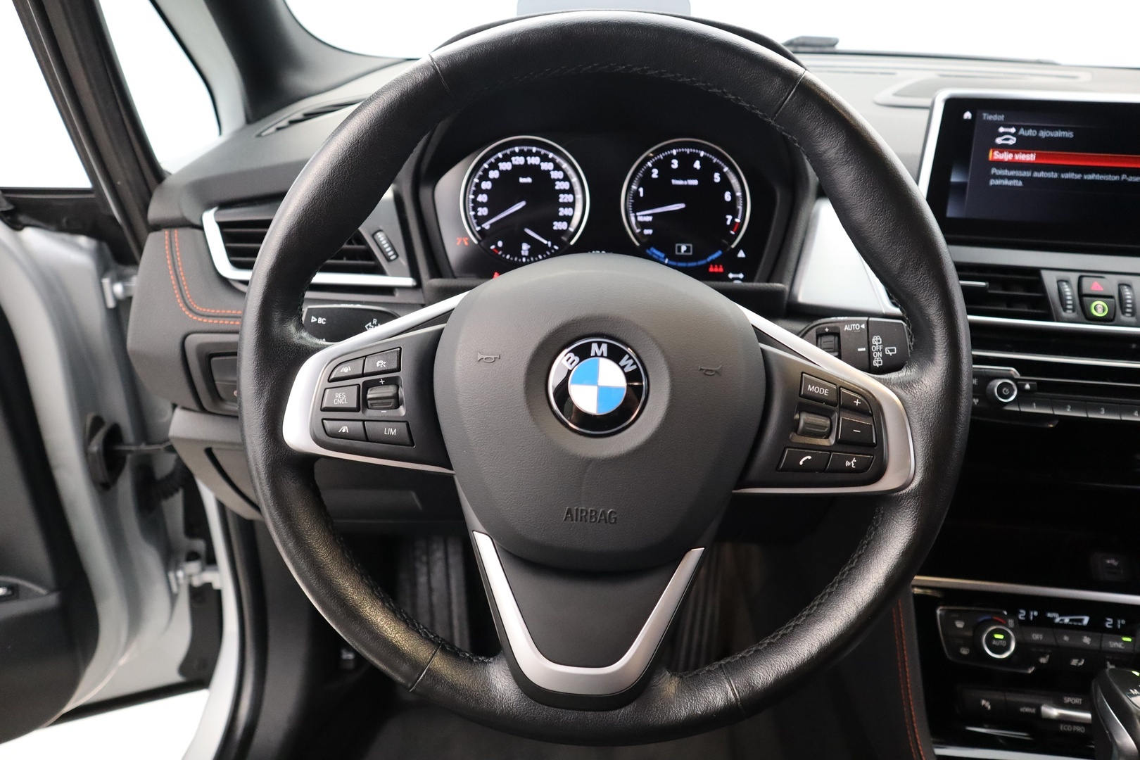 BMW 225 2020