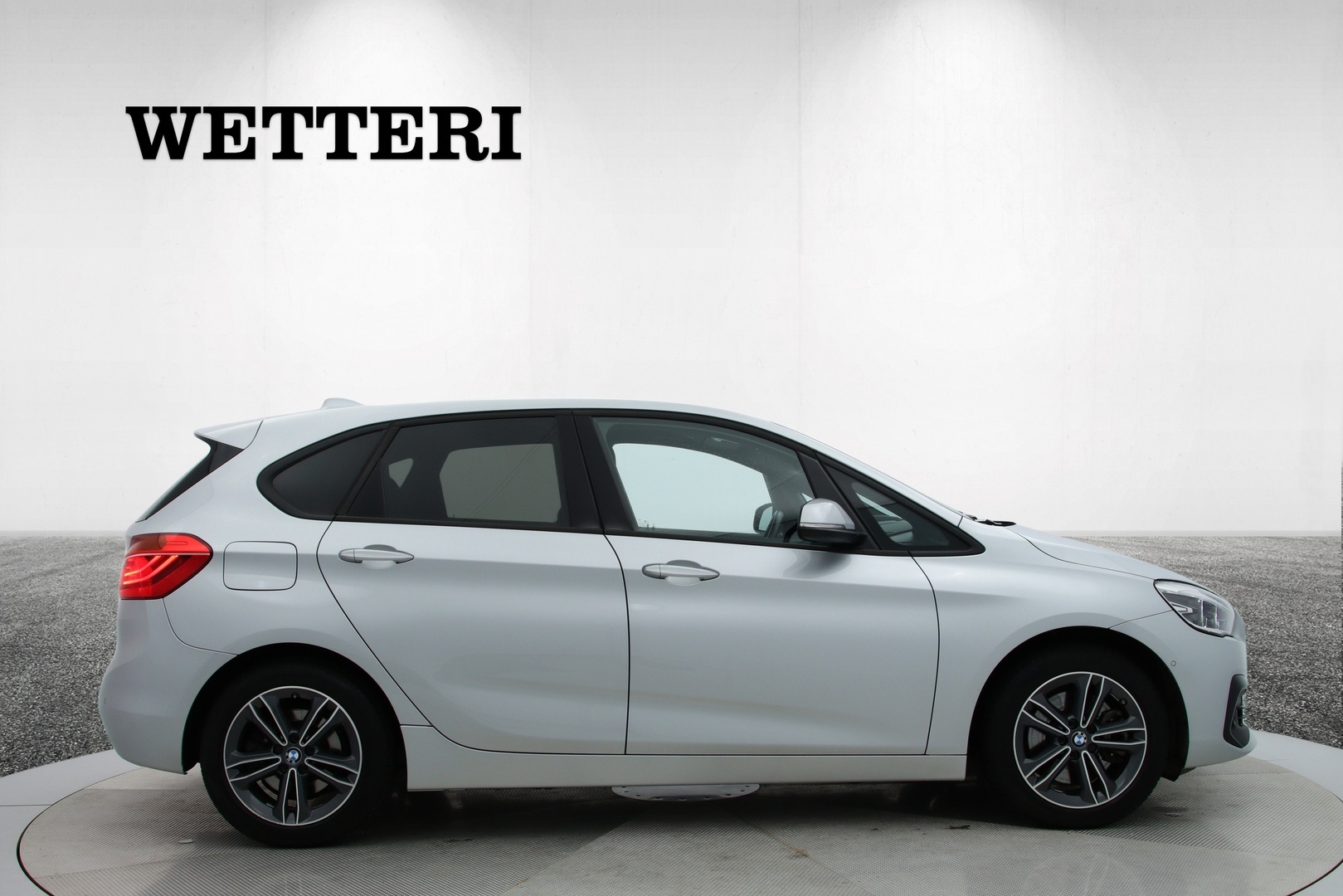 BMW 225 2020