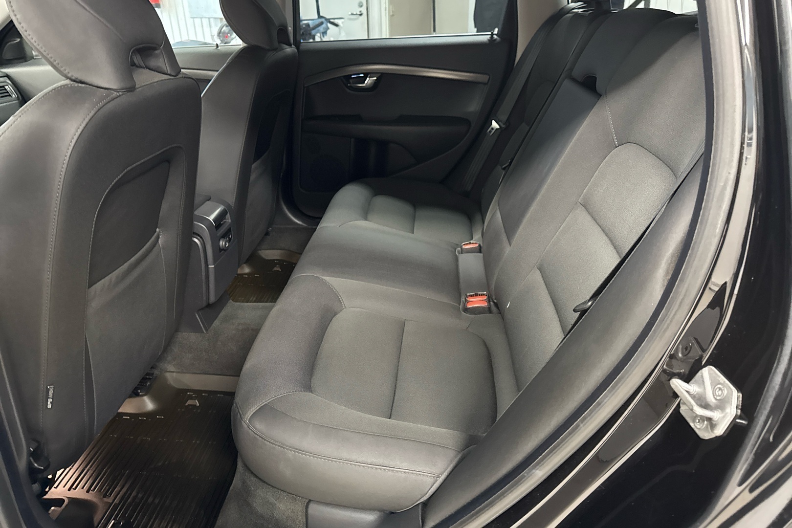 VOLVO XC70 2015