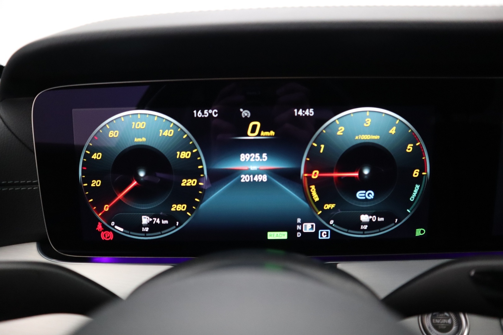 MERCEDES-BENZ E 2022