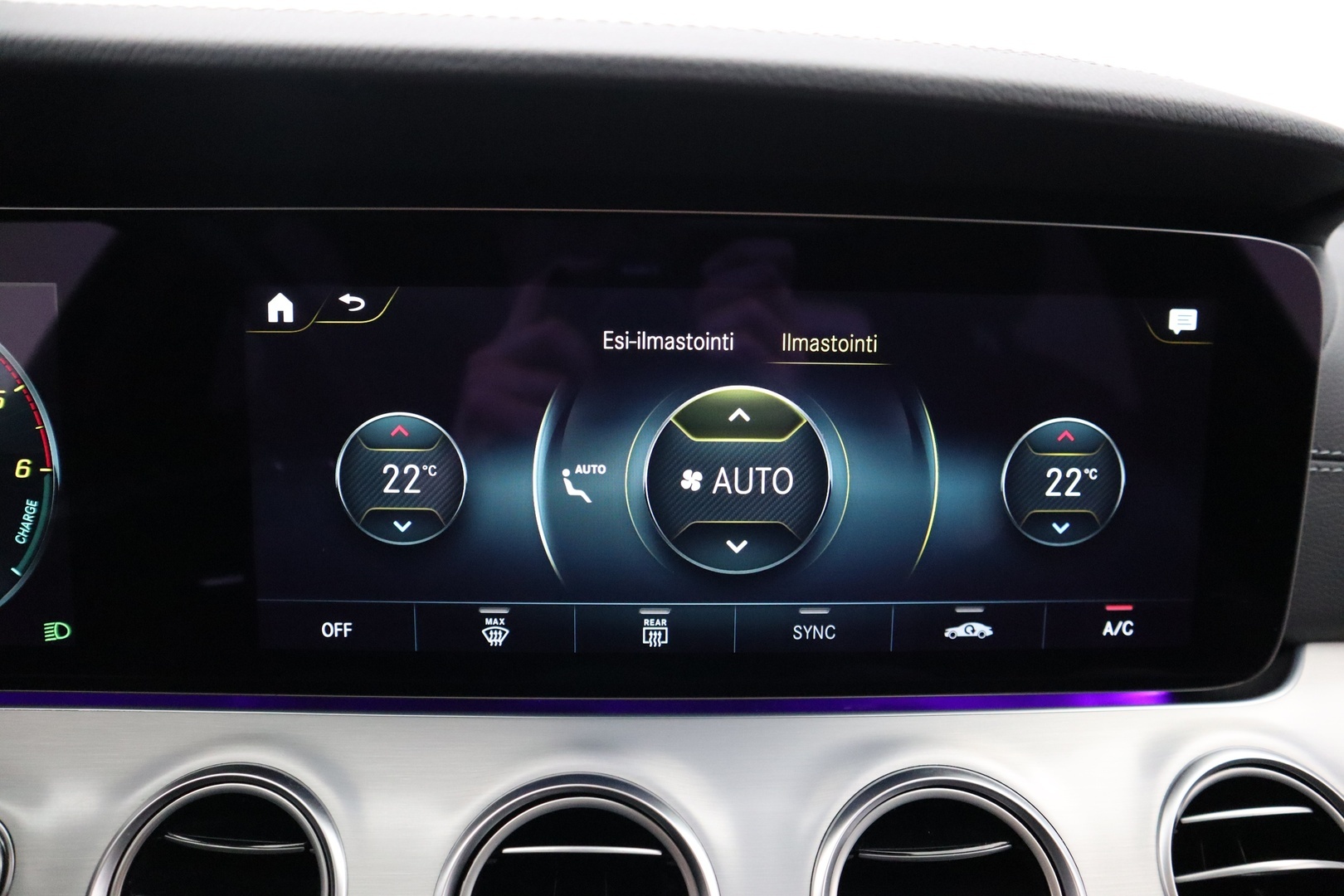 MERCEDES-BENZ E 2022