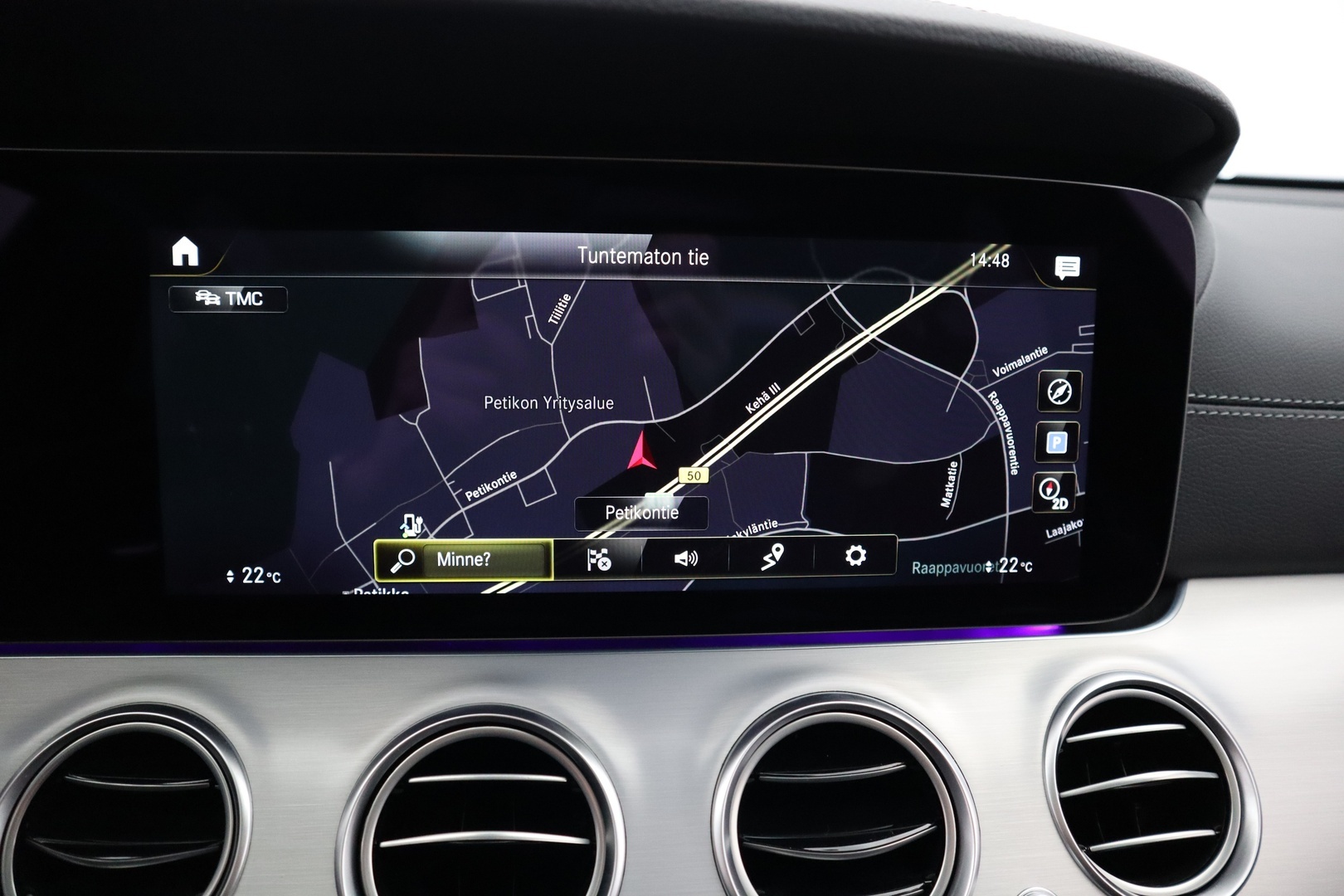 MERCEDES-BENZ E 2022