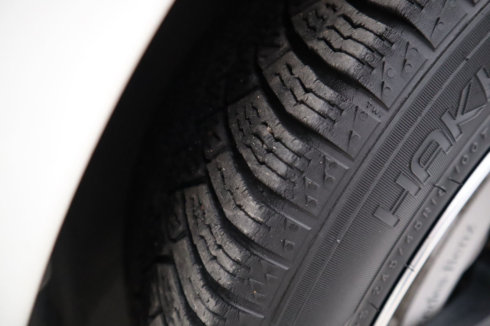 MERCEDES-BENZ E 2022