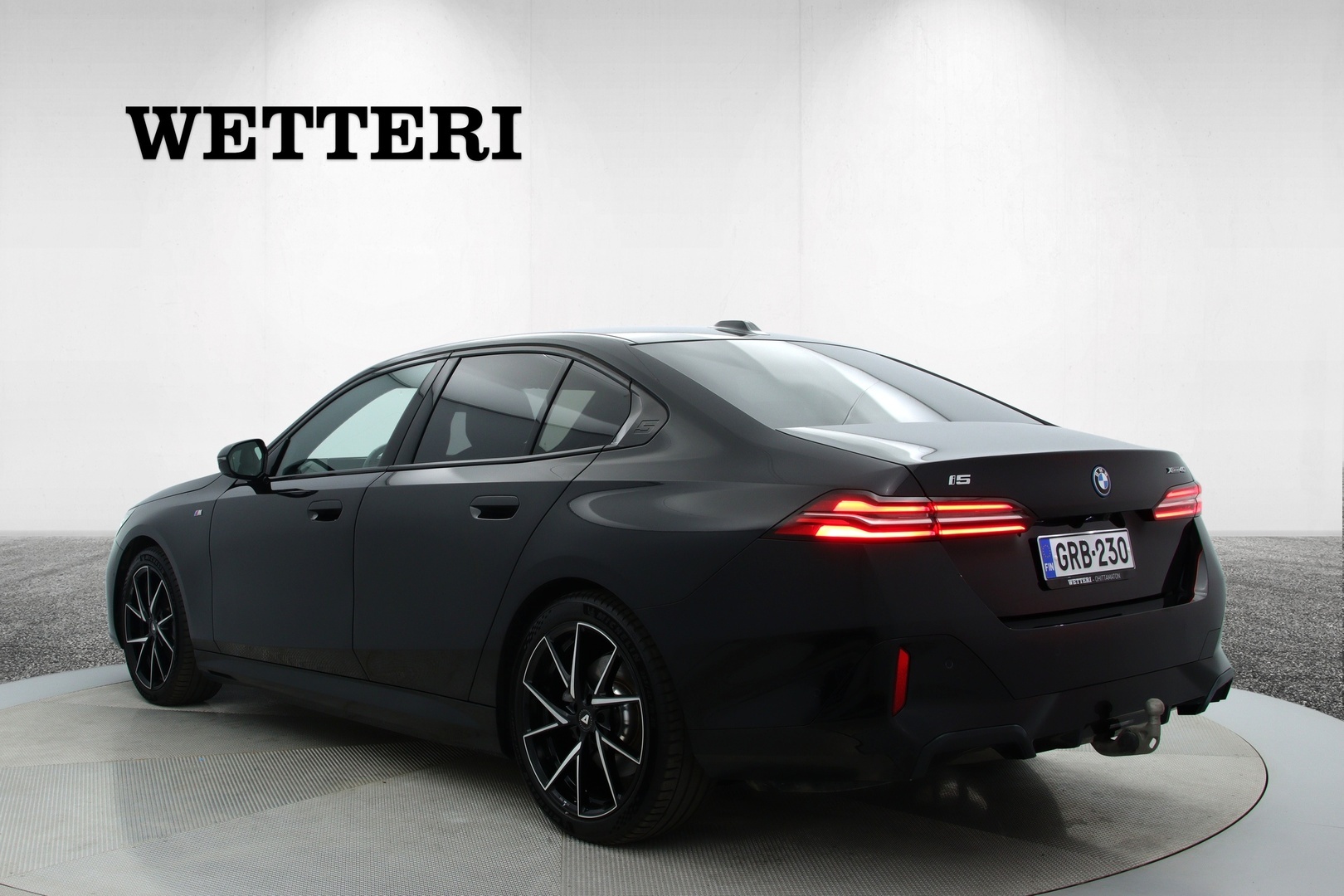 BMW i5 2024