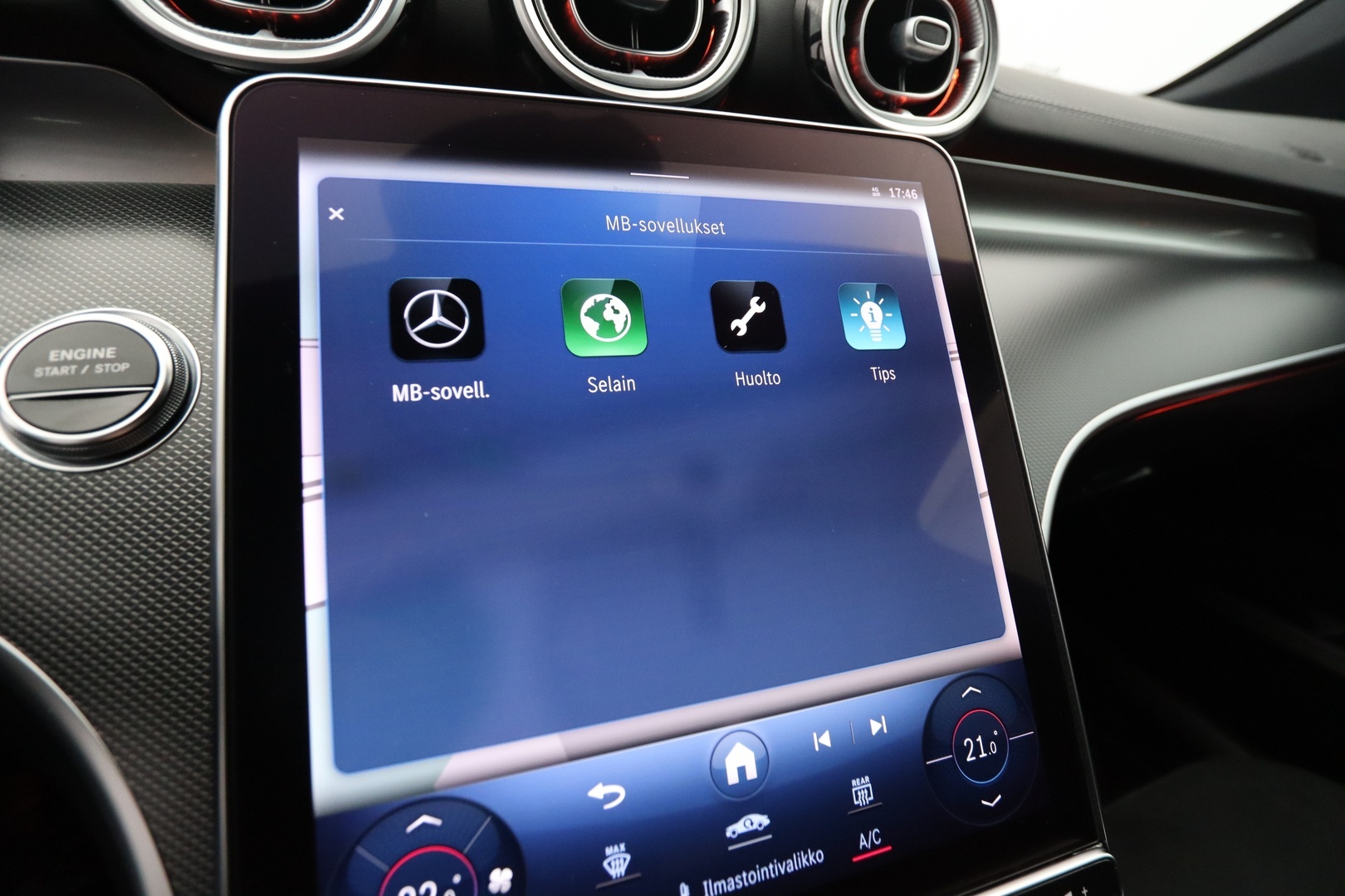 MERCEDES-BENZ C 2023