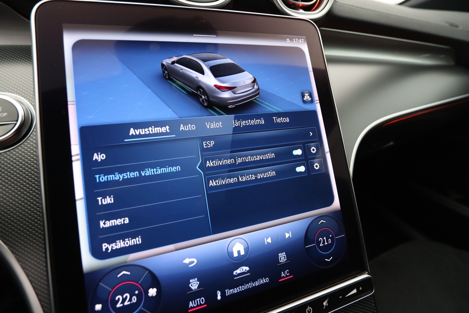 MERCEDES-BENZ C 2023