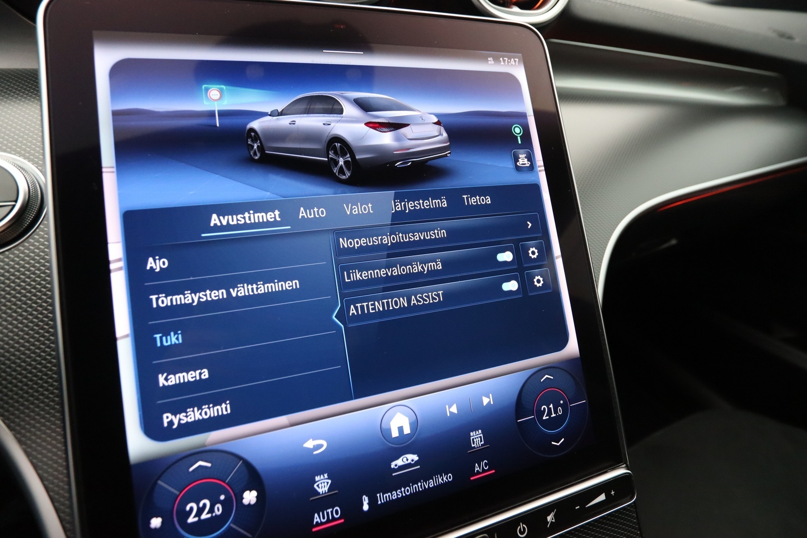 MERCEDES-BENZ C 2023