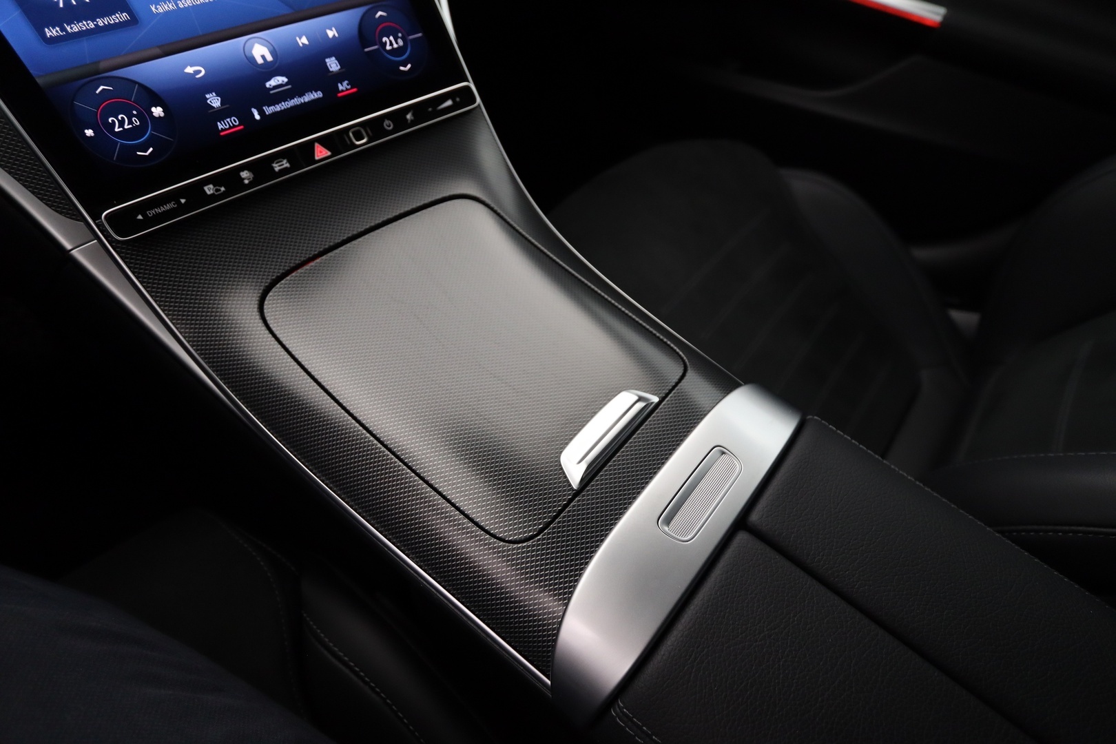 MERCEDES-BENZ C 2023