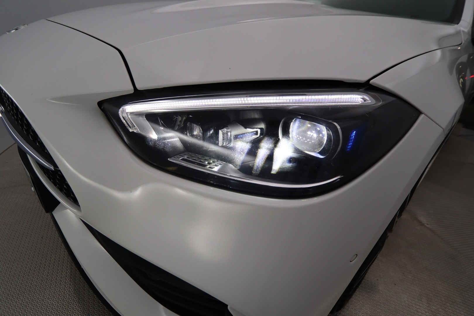 MERCEDES-BENZ C 2023