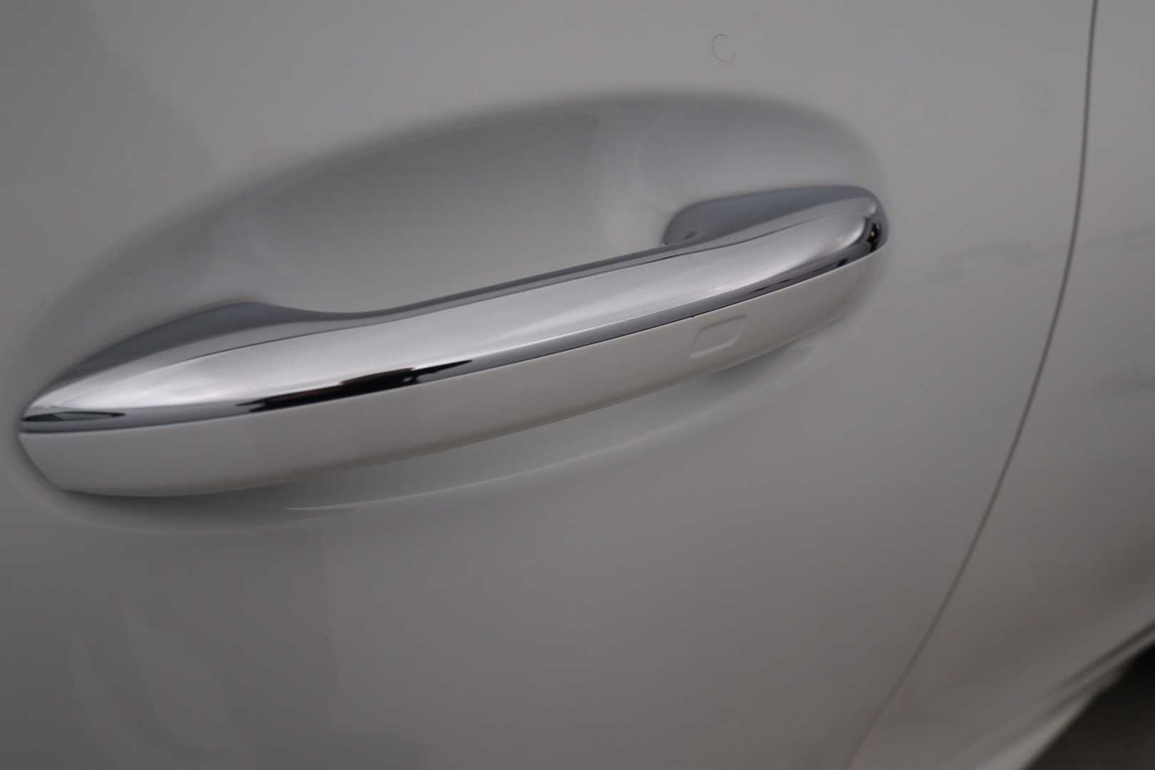 MERCEDES-BENZ C 2023