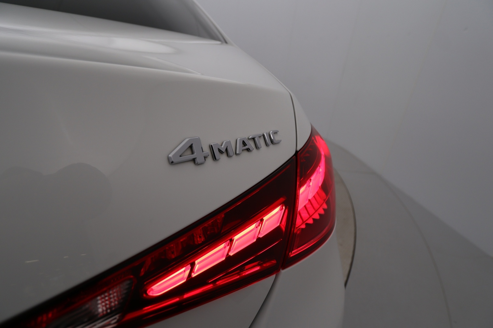 MERCEDES-BENZ C 2023