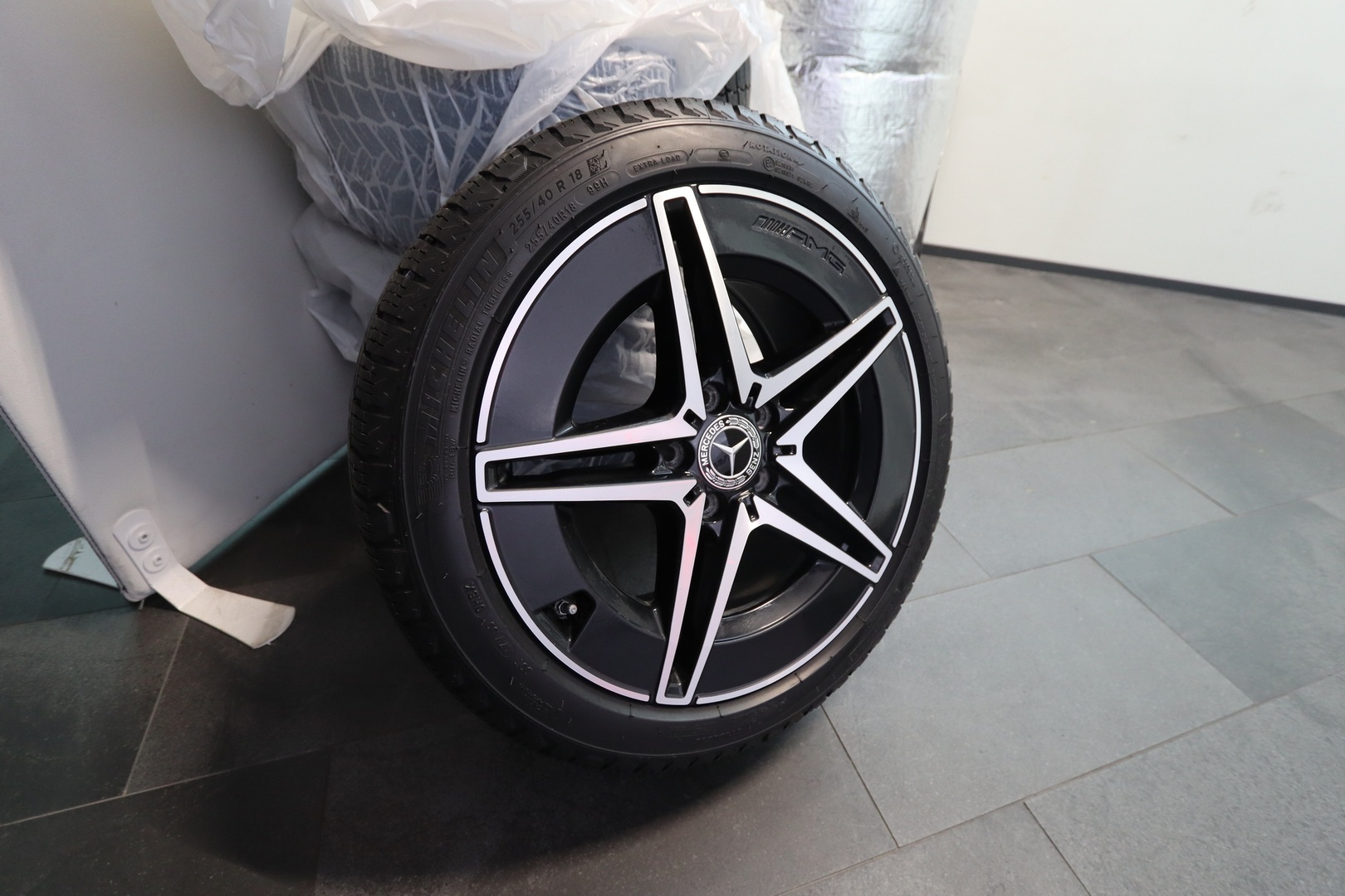 MERCEDES-BENZ C 2023