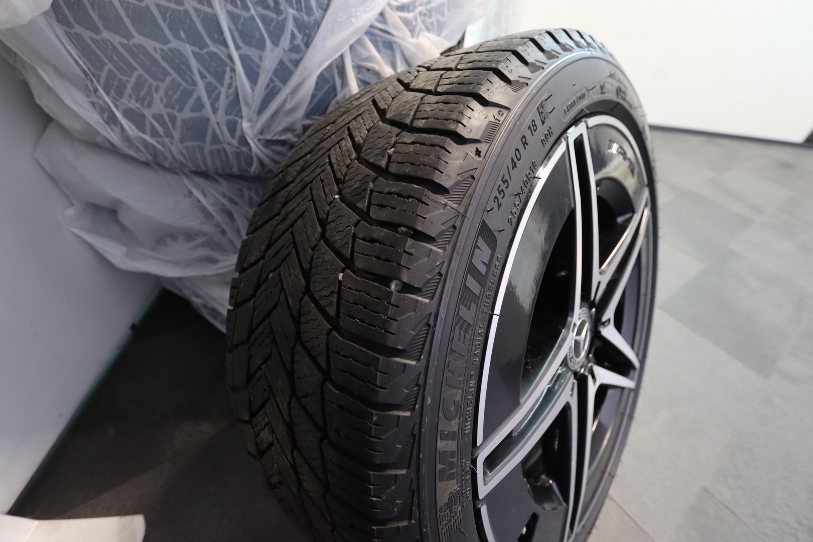 MERCEDES-BENZ C 2023