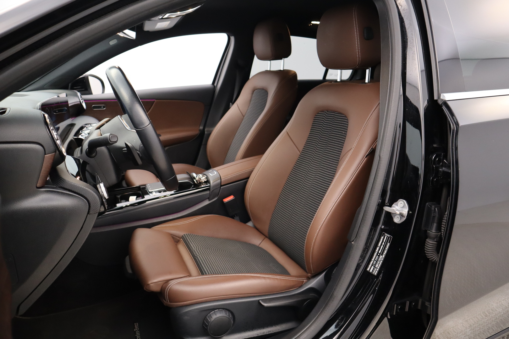 MERCEDES-BENZ A 2019