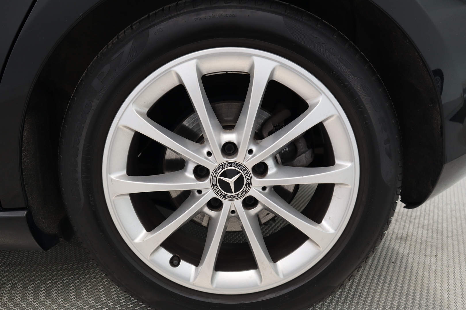 MERCEDES-BENZ A 2019