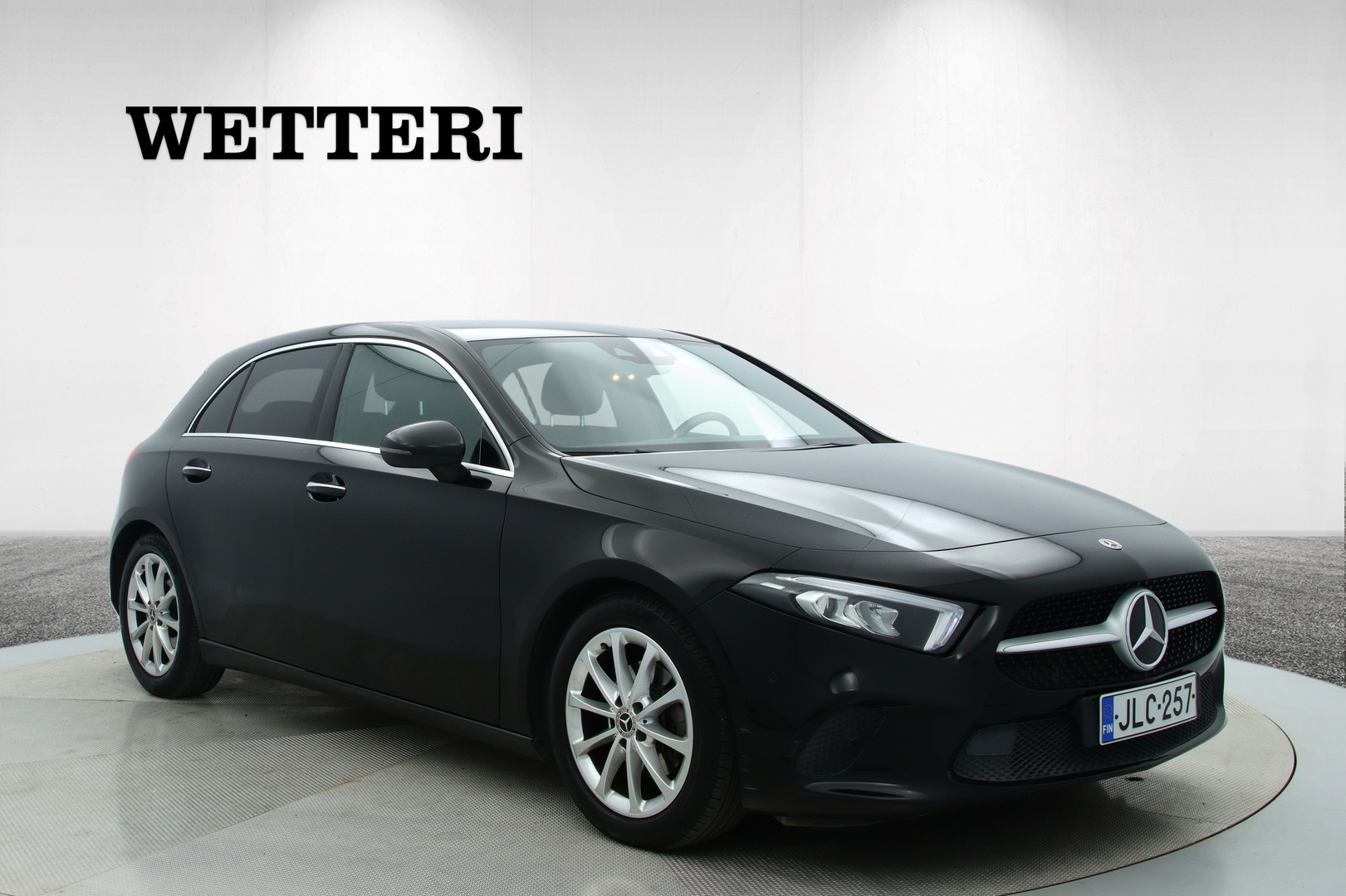 MERCEDES-BENZ A 2019