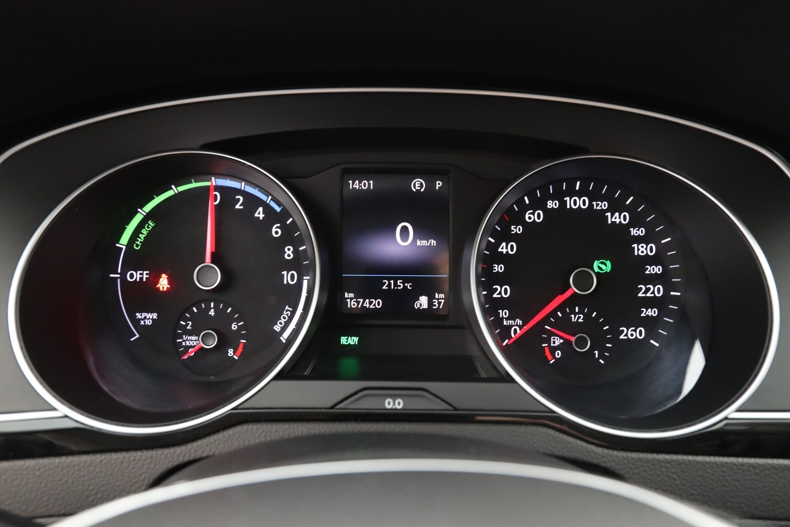 VOLKSWAGEN Passat 2016