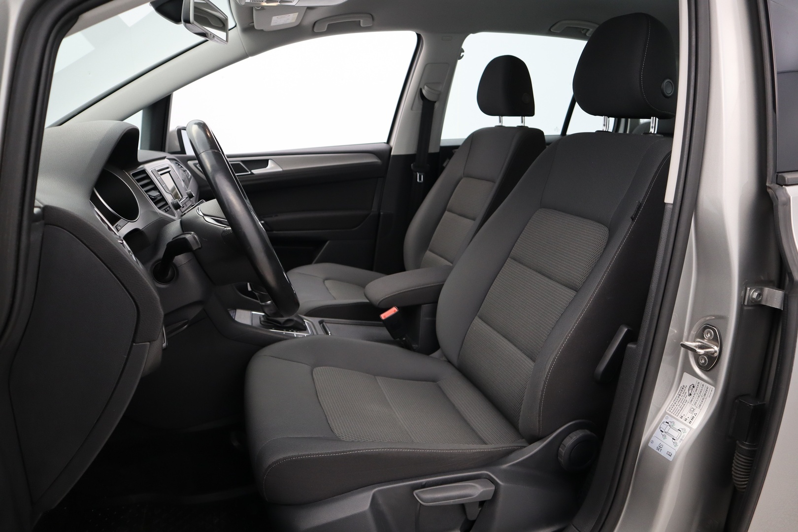 VOLKSWAGEN Golf Sportsvan 2016