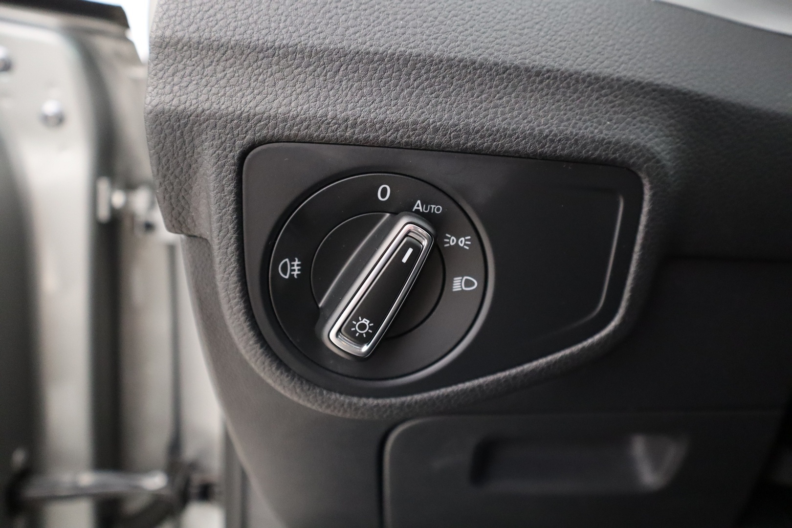 VOLKSWAGEN Golf Sportsvan 2016