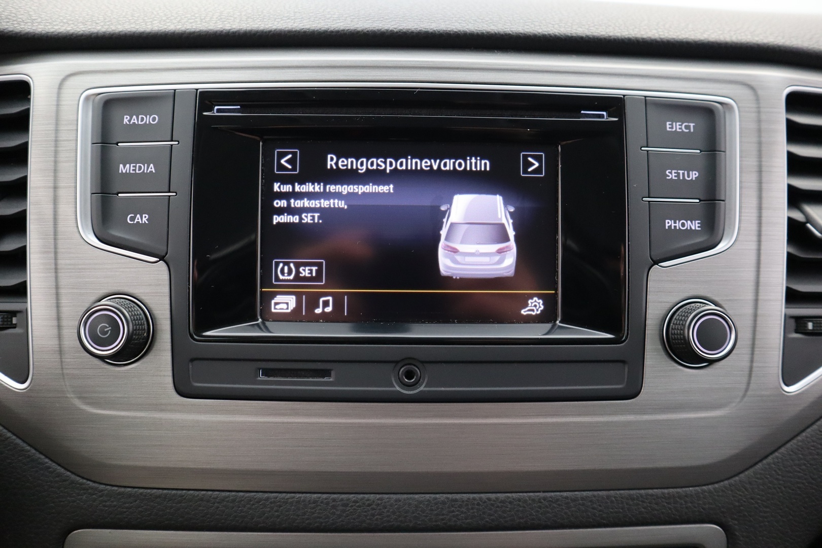 VOLKSWAGEN Golf Sportsvan 2016