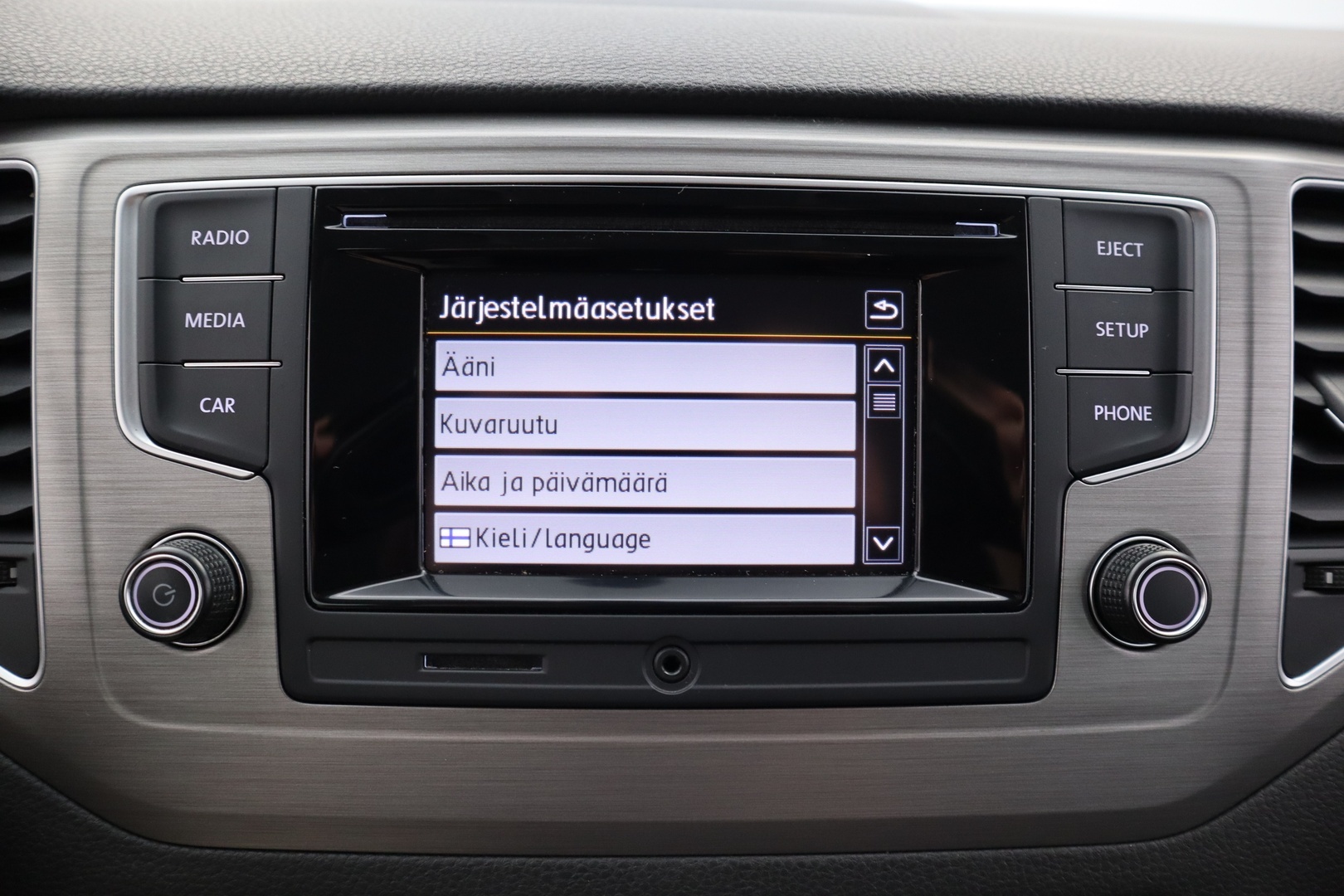 VOLKSWAGEN Golf Sportsvan 2016