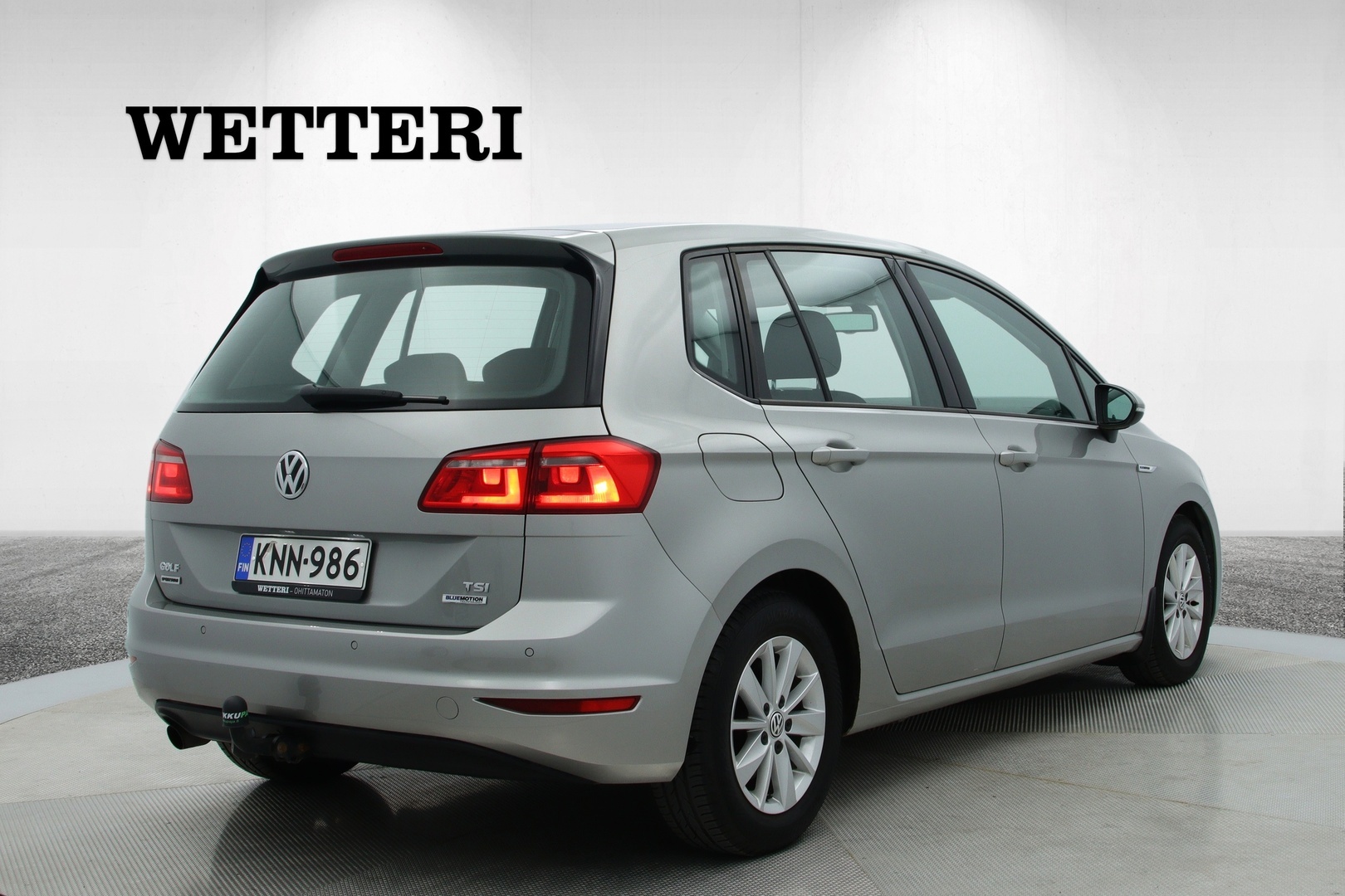 VOLKSWAGEN Golf Sportsvan 2016