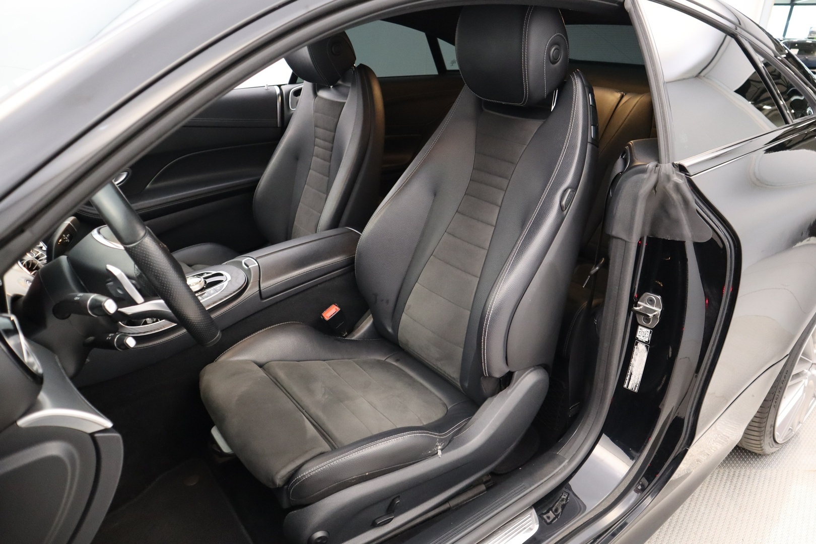 MERCEDES-BENZ E 2018