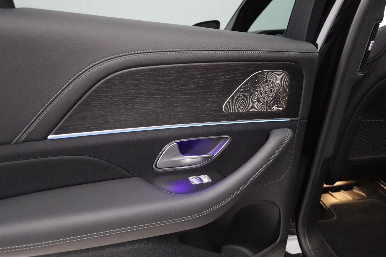 MERCEDES-BENZ GLE 2024