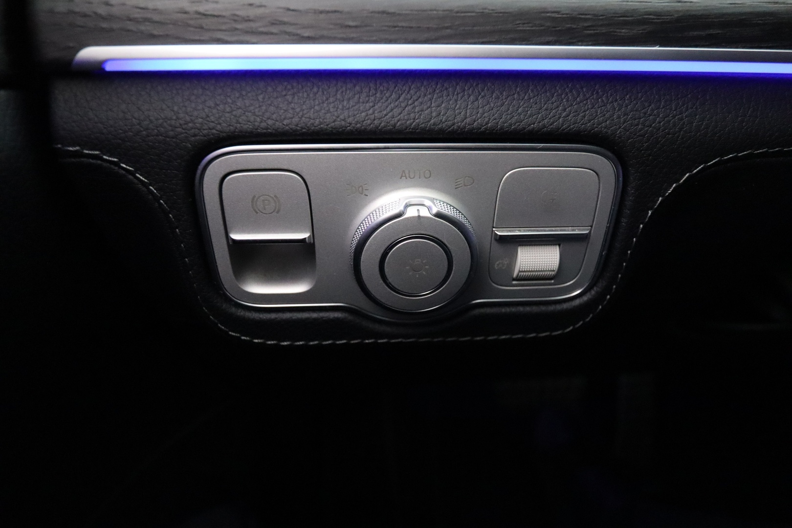 MERCEDES-BENZ GLE 2024