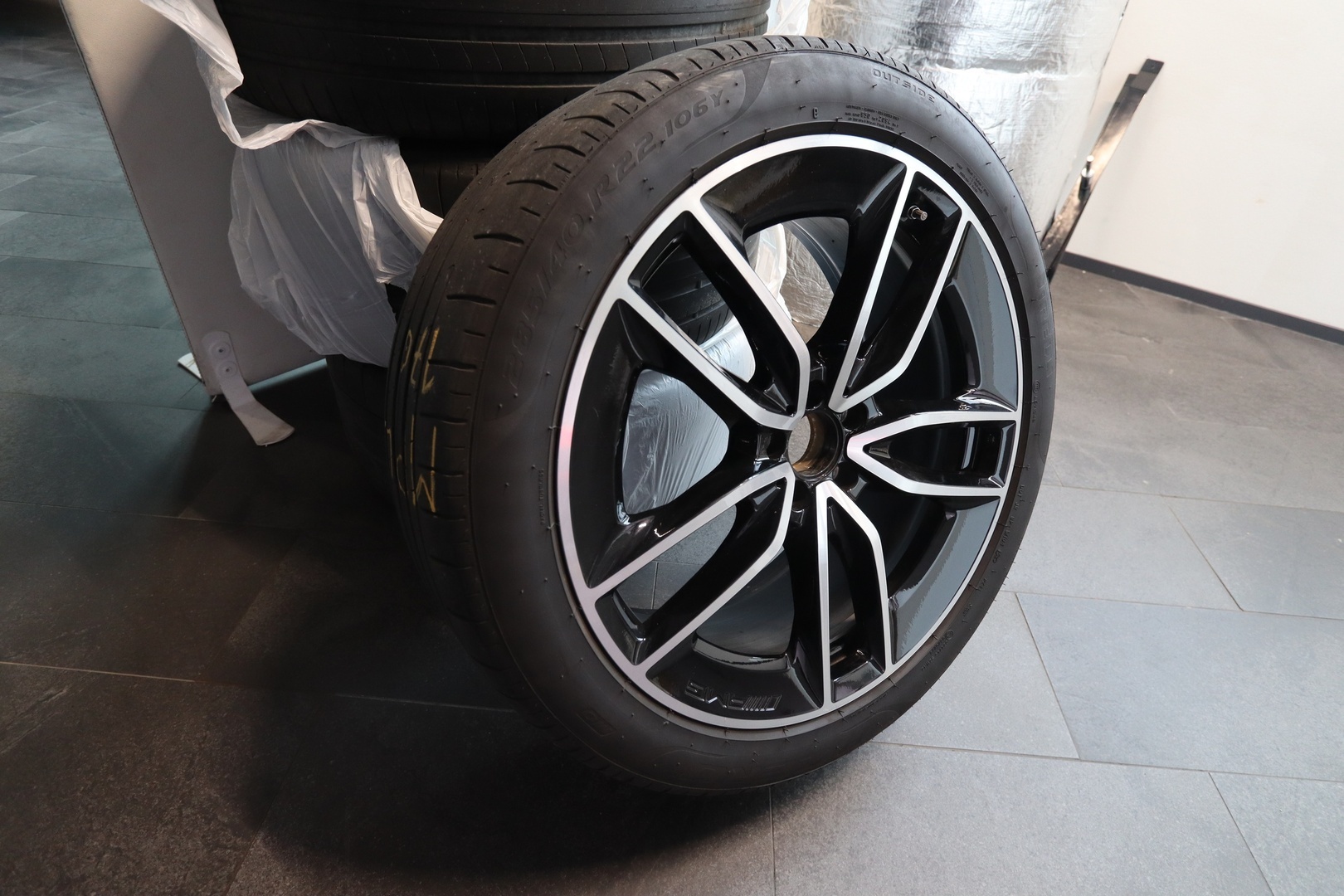 MERCEDES-BENZ GLE 2024