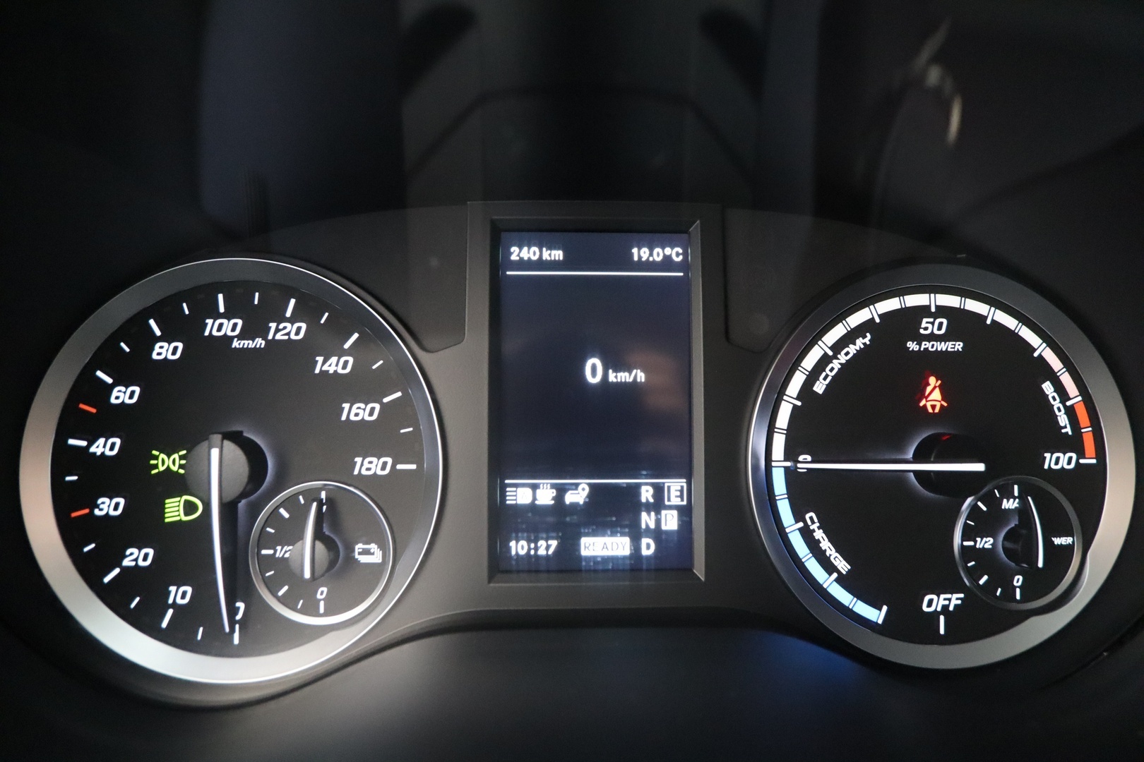 MERCEDES-BENZ Vito 2023