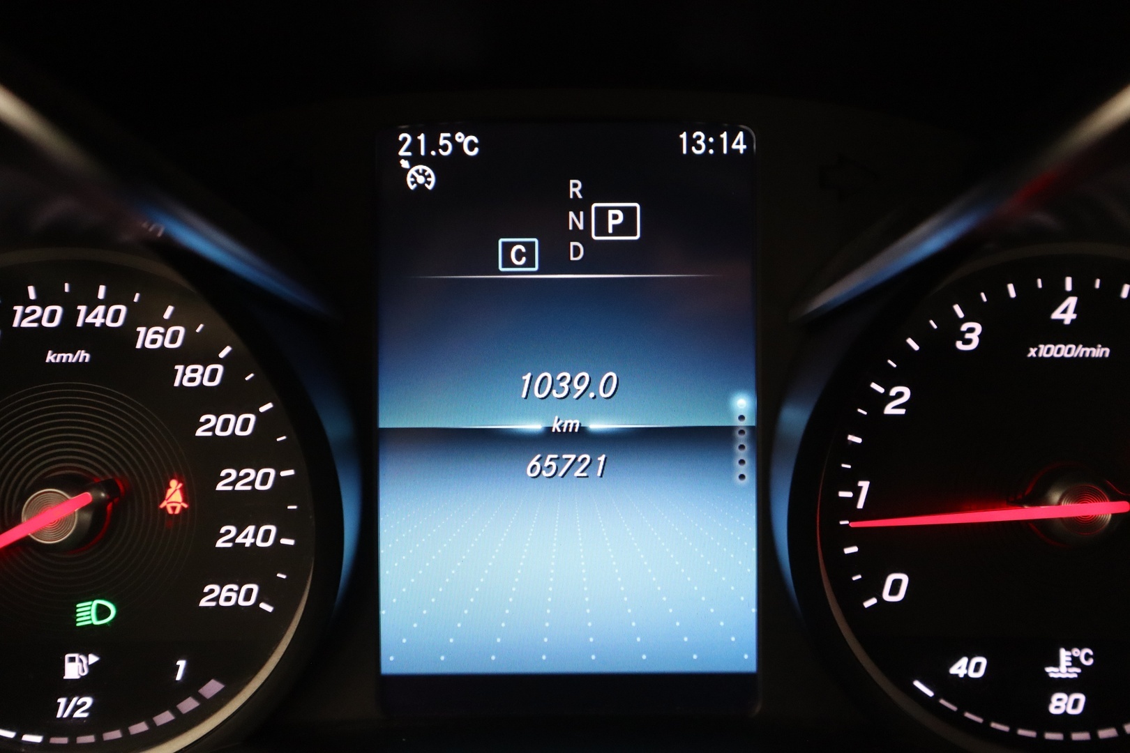 MERCEDES-BENZ C 2022