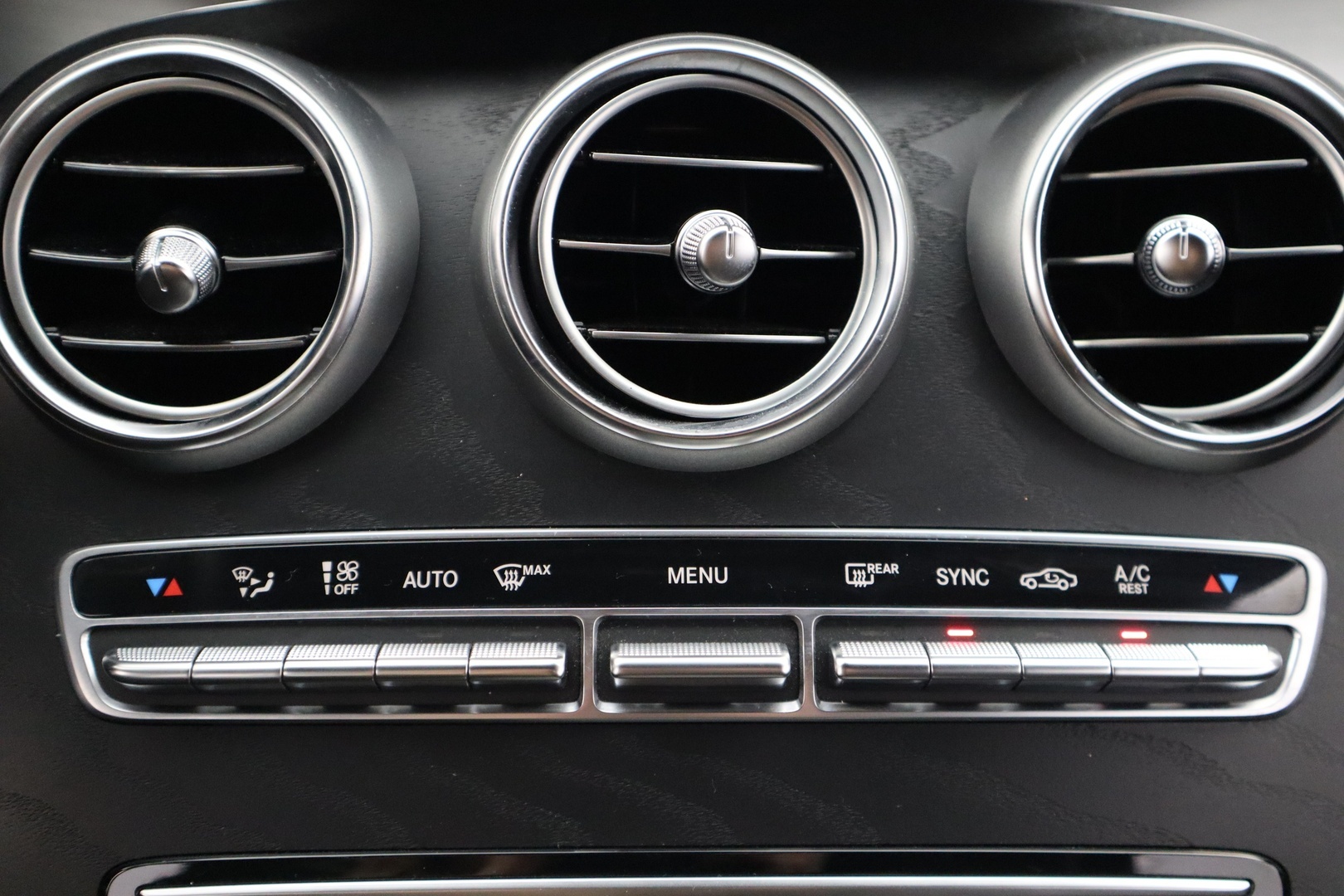 MERCEDES-BENZ C 2022