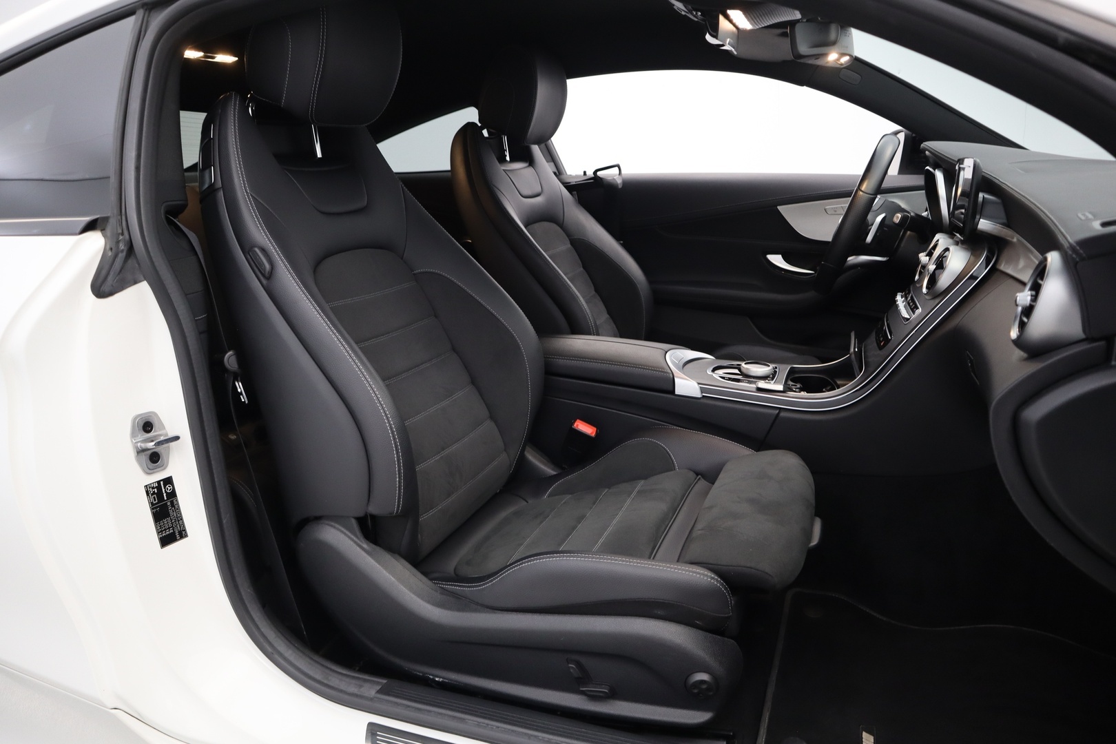 MERCEDES-BENZ C 2022