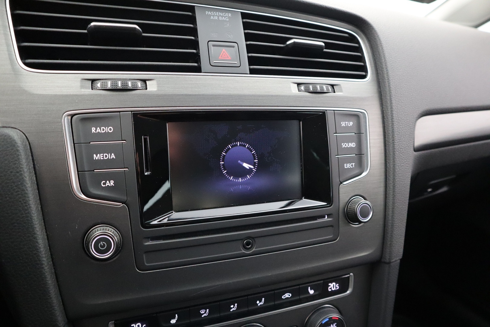 VOLKSWAGEN Golf 2013