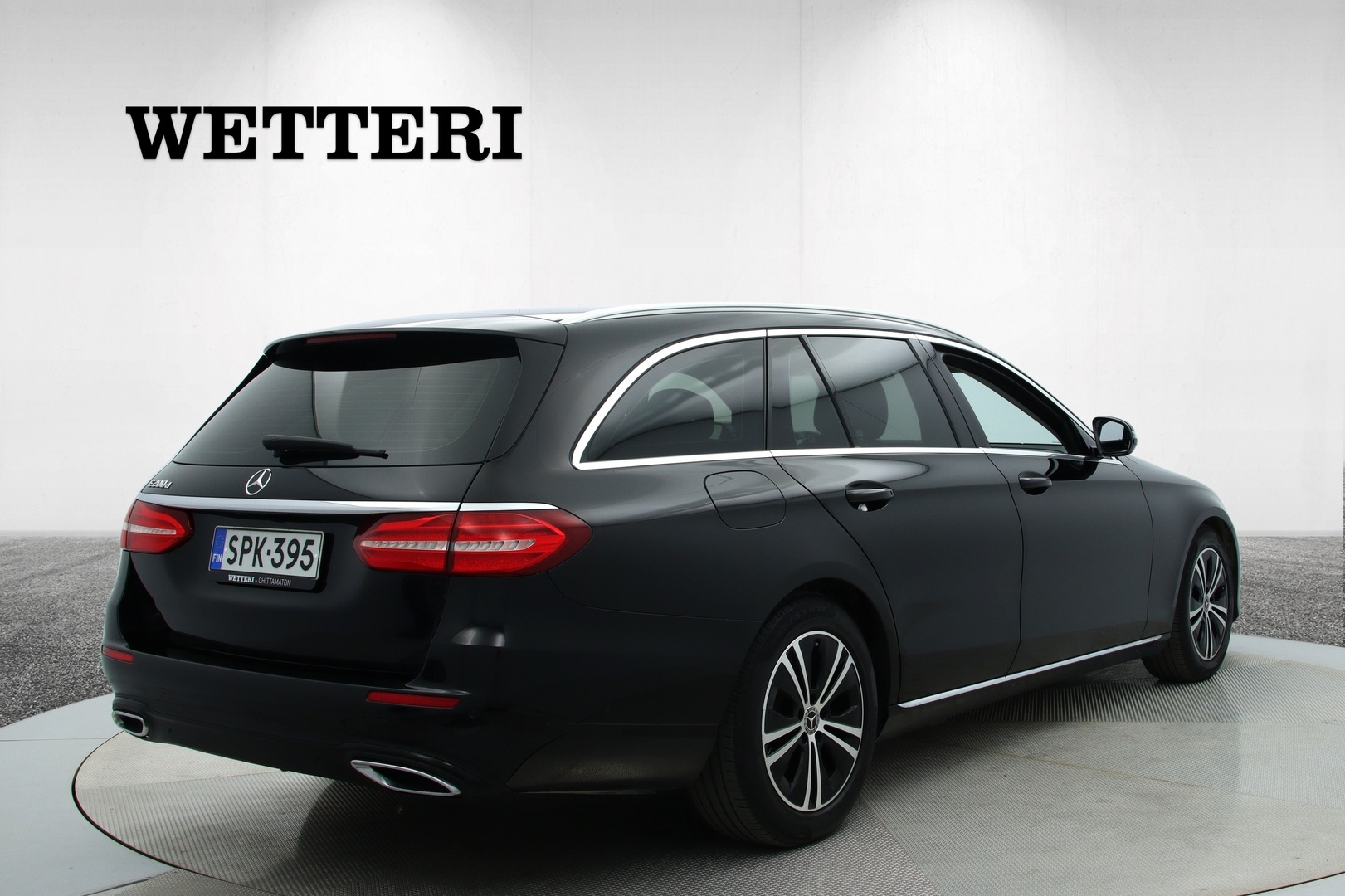 MERCEDES-BENZ E 2019