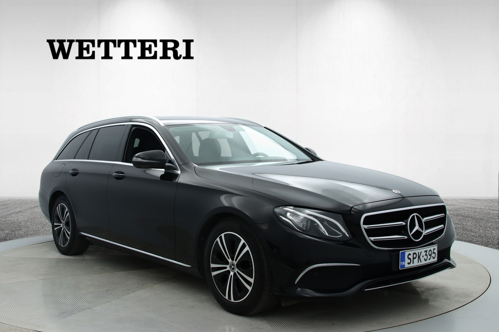 MERCEDES-BENZ E 2019
