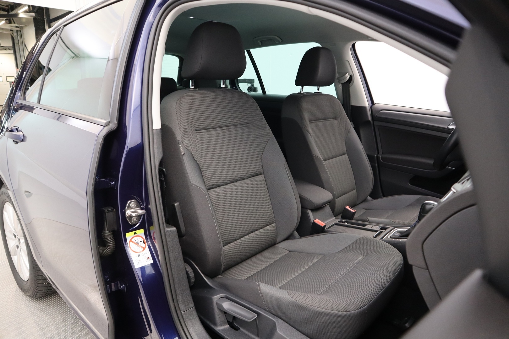 VOLKSWAGEN Golf 2020