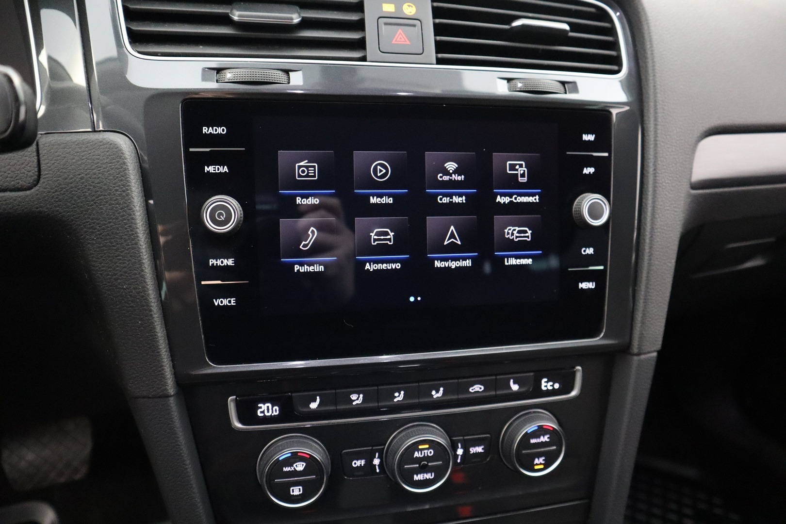 VOLKSWAGEN Golf 2020