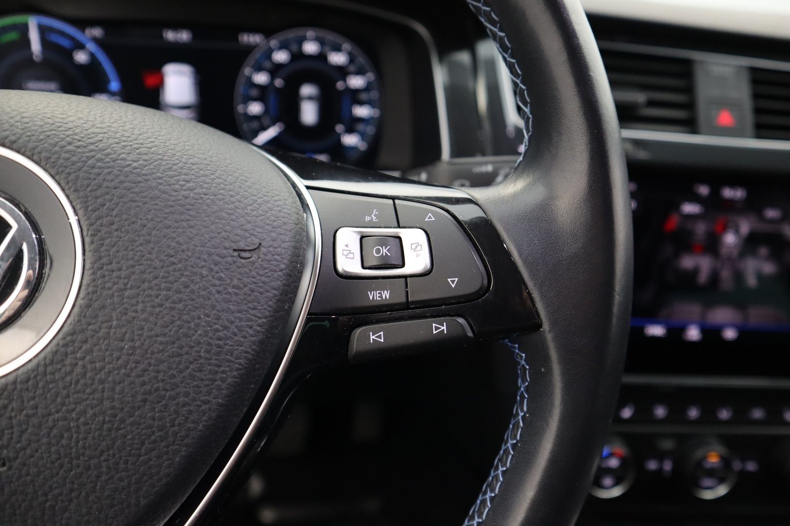 VOLKSWAGEN Golf 2020