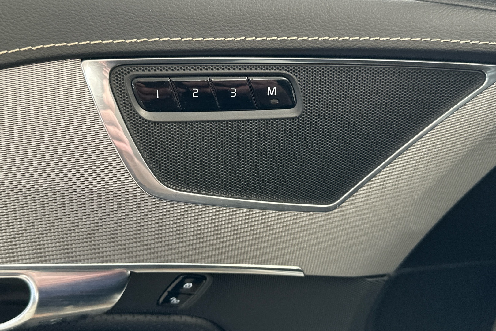 VOLVO XC90 2019