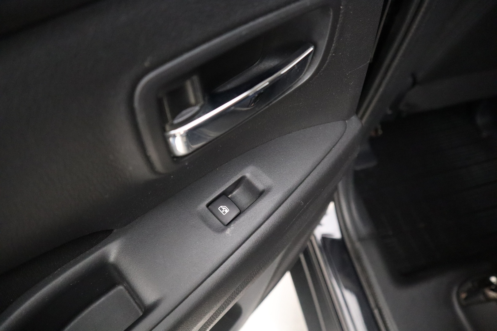 MITSUBISHI Outlander 2015