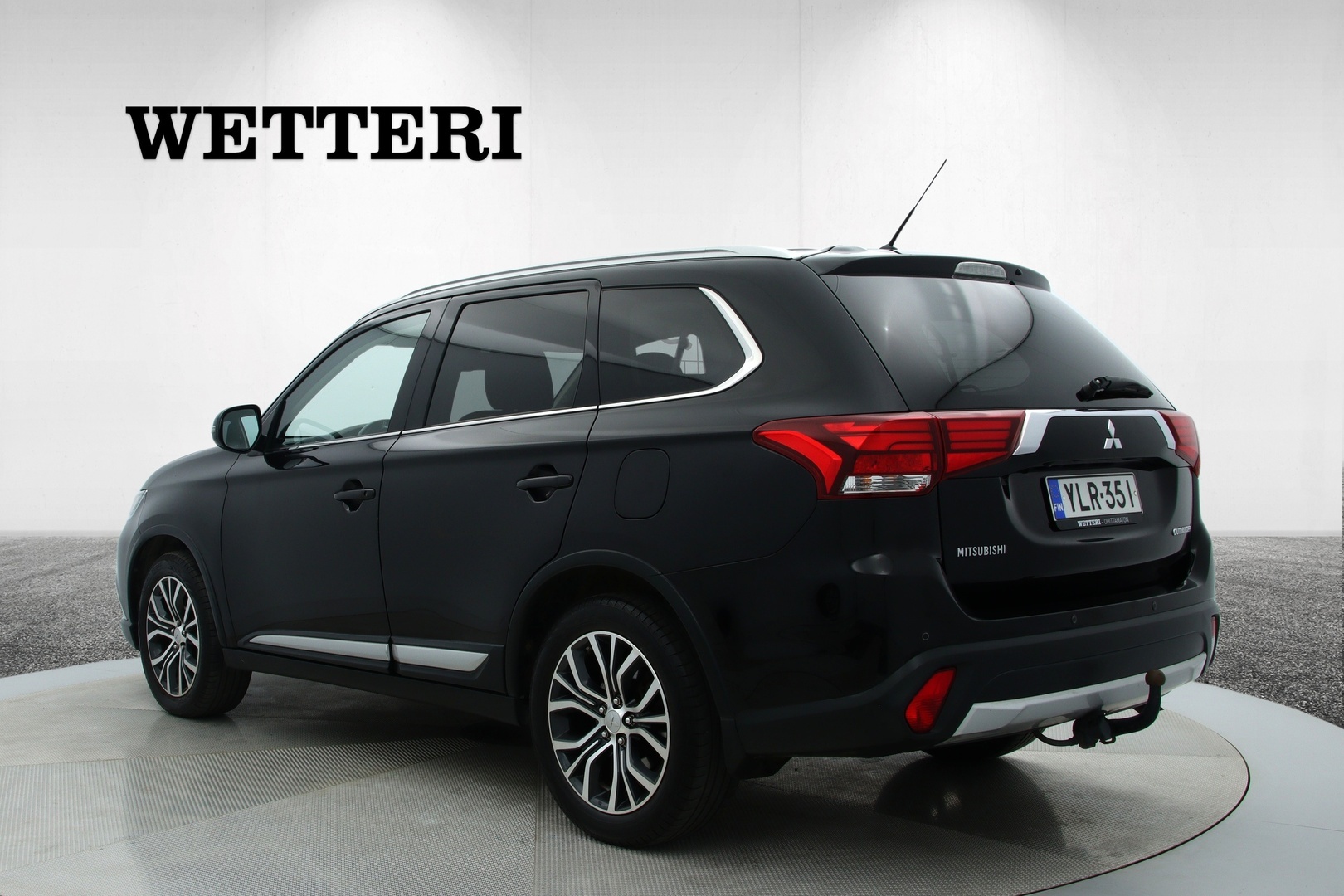 MITSUBISHI Outlander 2015